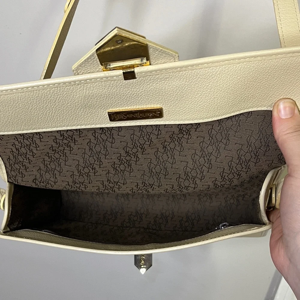 Yves Saint Laurent Vintage Cream Leather Bag - Picture 9 of 13